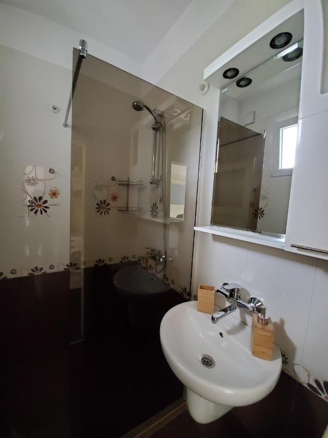 Sunny Central Apartment София Екстериор снимка