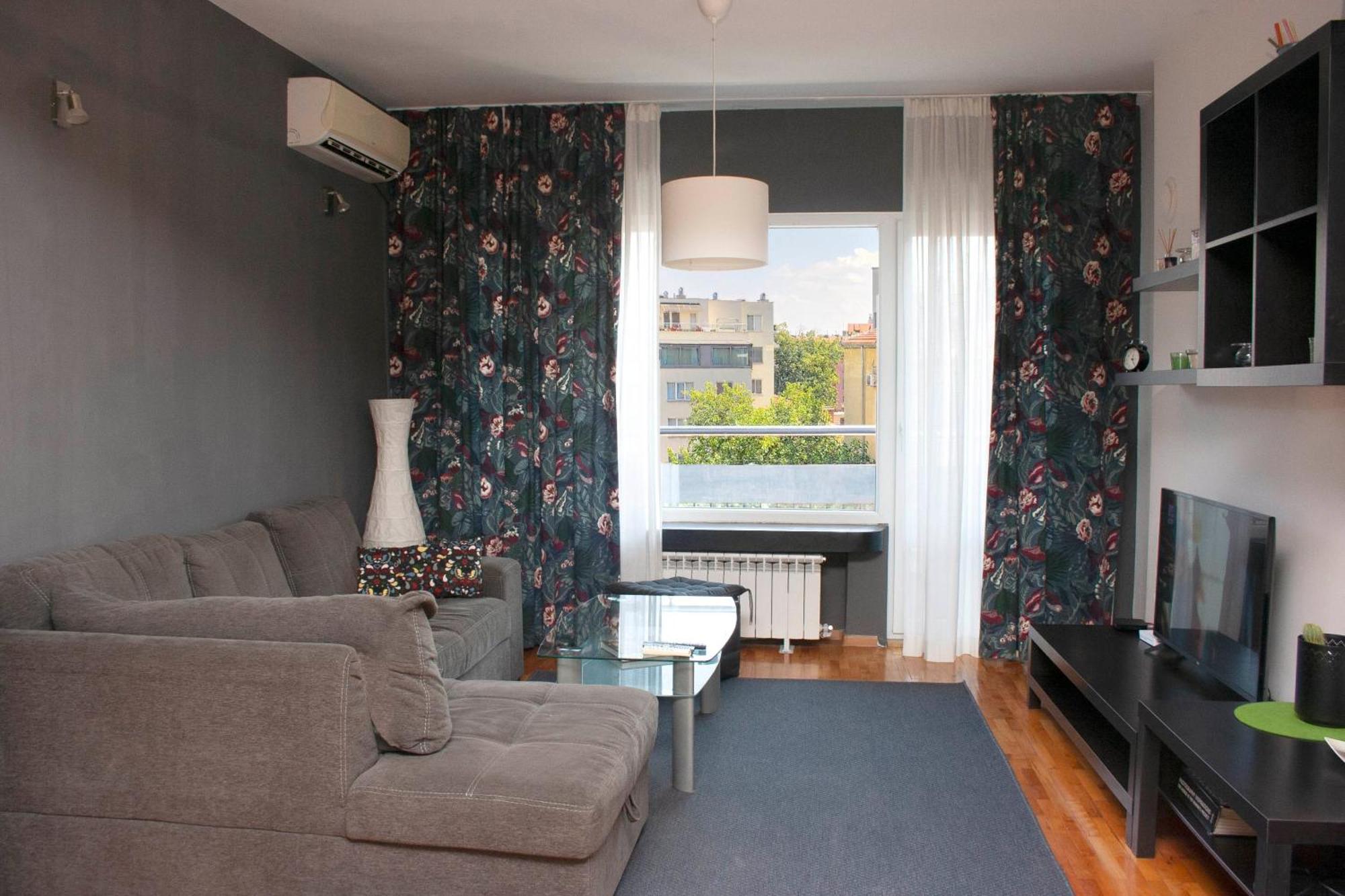 Sunny Central Apartment София Екстериор снимка