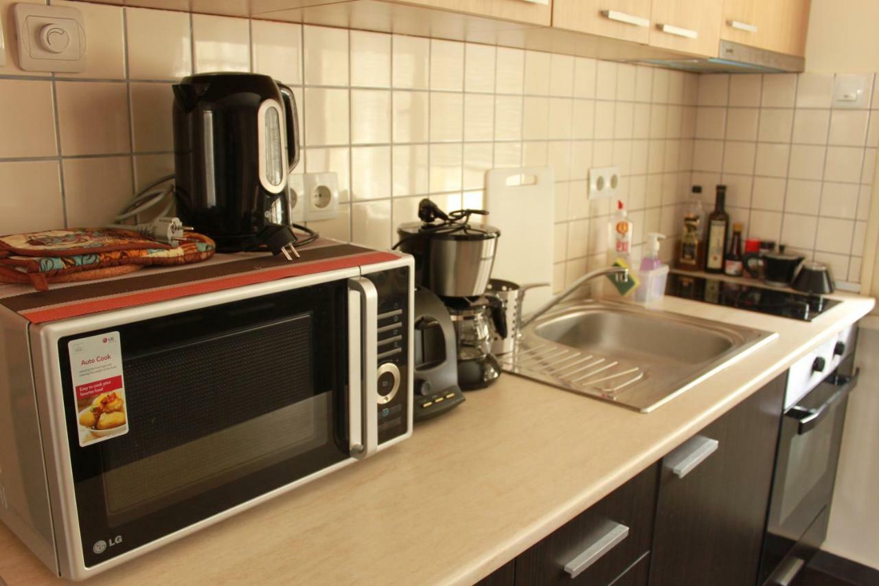 Sunny Central Apartment София Екстериор снимка