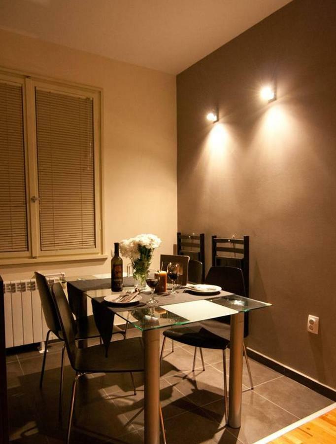 Sunny Central Apartment София Екстериор снимка